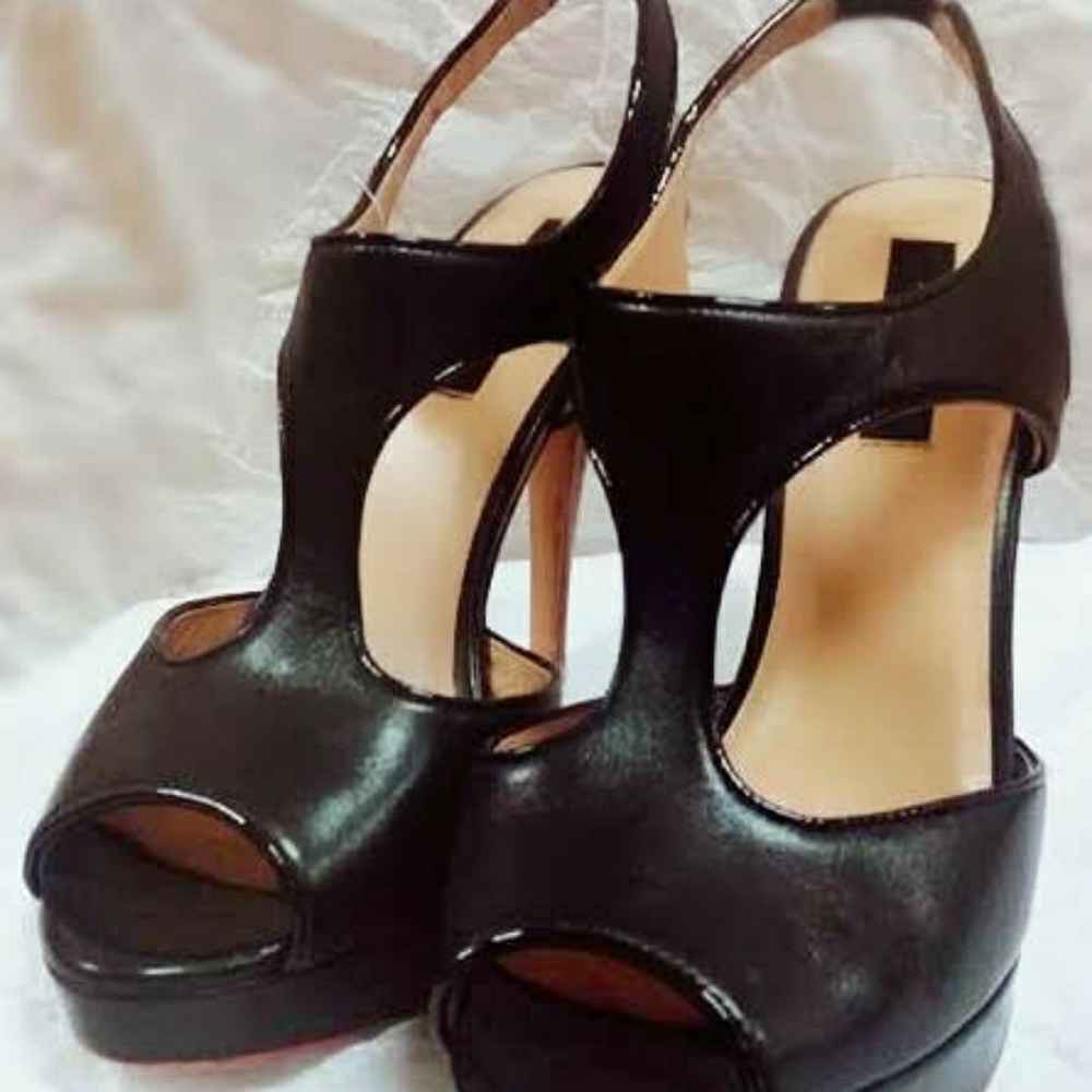 New Ann Taylor NY Stiletto Heels Size 8.5